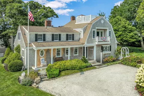 5 Hillcrest Rd, Chatham, MA 02650
