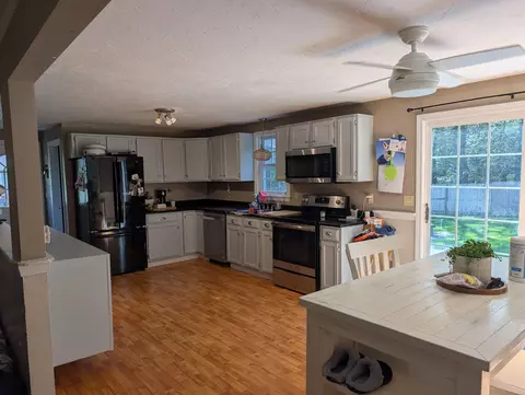 39 Warwick Way, Mashpee, MA 02649 photo 6