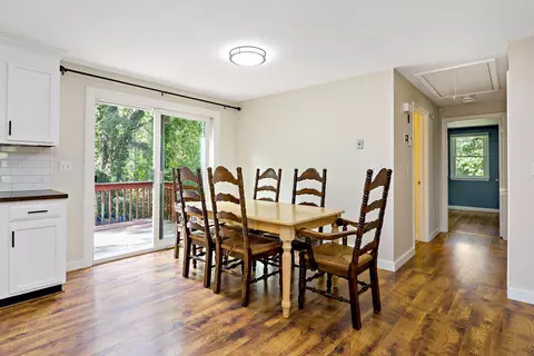 Dining - 11 Warwick Way, Mashpee, MA 02649 photo 1 of 1