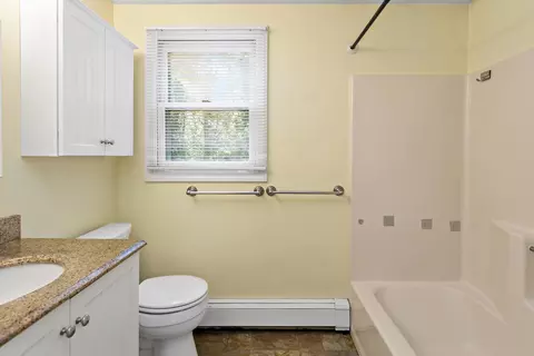 Bath - 11 Warwick Way, Mashpee, MA 02649 photo 1 of 2