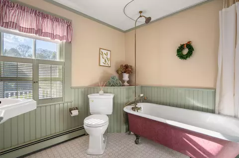 Bath - 4428 Main St, Barnstable, MA 02630 photo 2 of 3