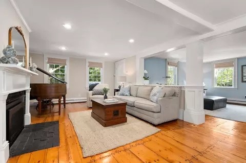 Living - 4428 Main St, Barnstable, MA 02630 photo 1 of 5