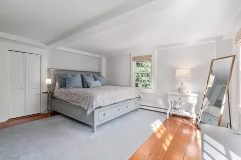 Bedroom - 4428 Main St, Barnstable, MA 02630 photo 4 of 4
