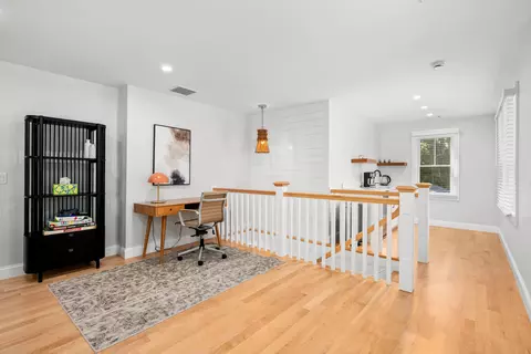 Entry Way - 73 Tern Ln, Centerville, MA 02632 photo 2 of 3