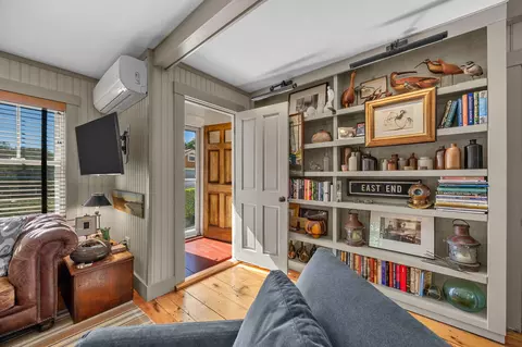 9 Bangs St UNIT 1, Provincetown, MA 02657