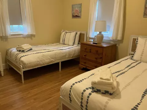 Bedroom - 140 Sixth Ave, West Hyannisport, MA 02672 photo 3 of 5
