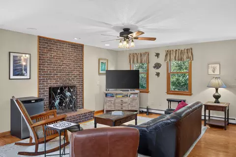 Living - 33 Gilbert Rd, Brewster, MA 02631 photo 5 of 6