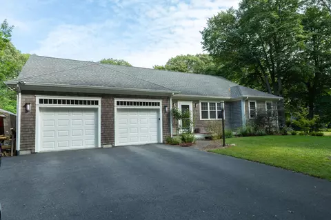 32 Tobey Way, Hyannis, MA 02601