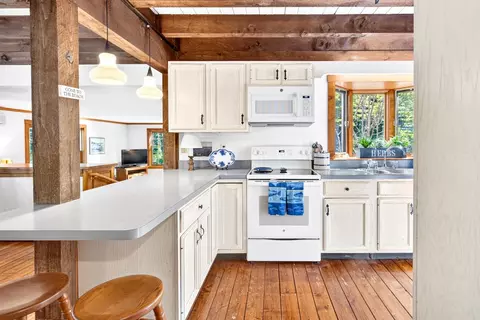Kitchen - 110 Waquoit Rd, Cotuit, MA 02635 photo 1 of 4