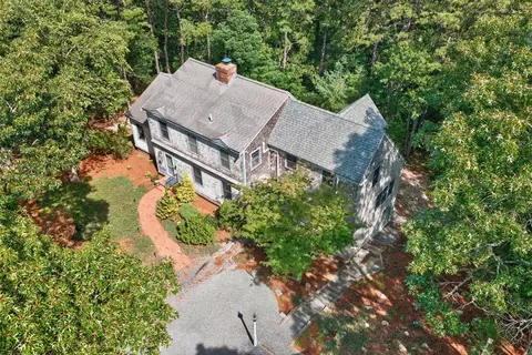 Exterior - 110 Waquoit Rd, Cotuit, MA 02635 photo 2 of 19