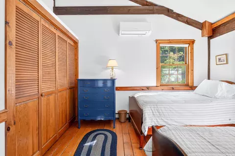 Bedroom - 110 Waquoit Rd, Cotuit, MA 02635 photo 3 of 7