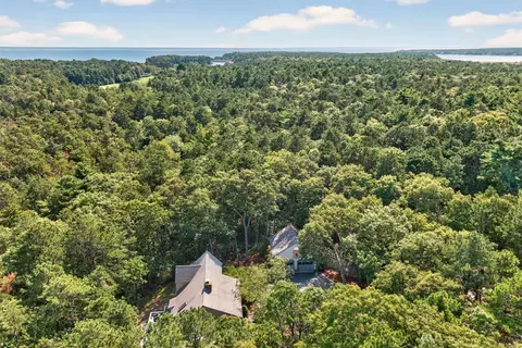 View/Area - 110 Waquoit Rd, Cotuit, MA 02635 photo 3 of 5