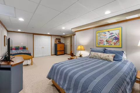 Bedroom - 15 Pilgrims Path, Eastham, MA 02642 photo 8 of 9