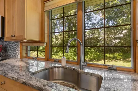 Kitchen - 15 Pilgrims Path, Eastham, MA 02642 photo 1 of 7