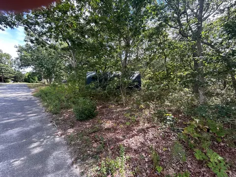 5 Candlemaker Cir, Edgartown, MA 02539 photo 3