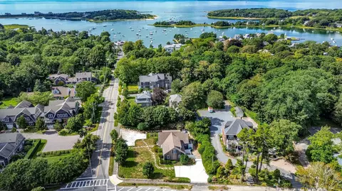 3 Old Dock Rd #WEST, Falmouth, MA 02540