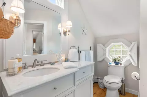 Bath - 28 Flying Cloud Cir UNIT 28, Mashpee, MA 02649 photo 3 of 4