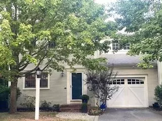 5 Barley Neck Village Ln, Orleans, MA 02653