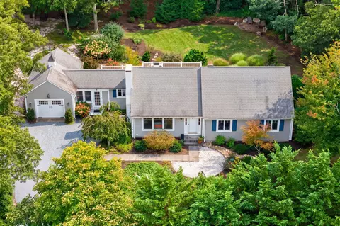 288 Millstone Rd, Brewster, MA 02631