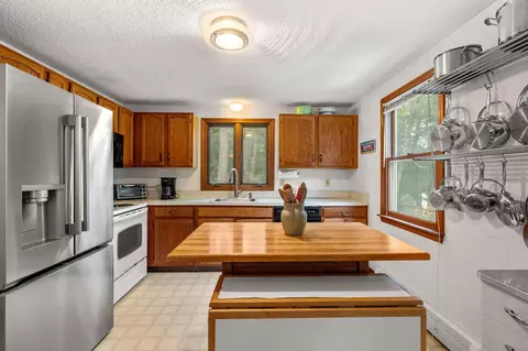 Kitchen - 12 Eldridge St, Monument Beach, MA 02553 photo 5 of 6