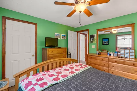 Bedroom - 12 Eldridge St, Monument Beach, MA 02553 photo 3 of 5
