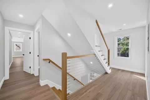 Entry Way - 9 Estrella Ln, East Falmouth, MA 02536 photo 3 of 4
