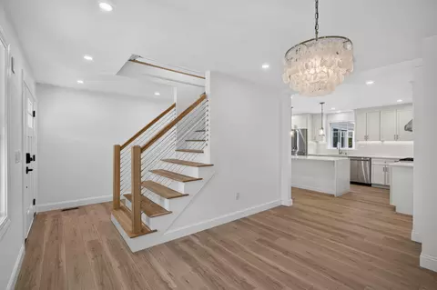 Entry Way - 9 Estrella Ln, East Falmouth, MA 02536 photo 2 of 4
