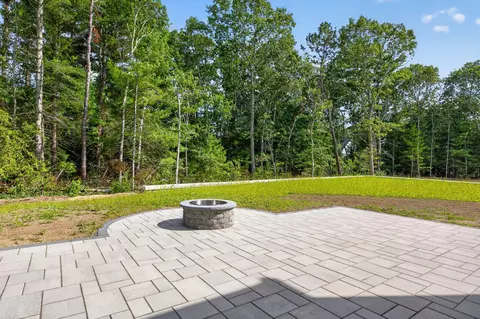Exterior - 9 Estrella Ln, East Falmouth, MA 02536 photo 5 of 5