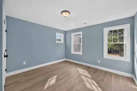 Bedroom - 9 Estrella Ln, East Falmouth, MA 02536 photo 2 of 8