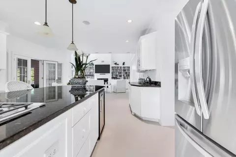 Kitchen - 48 Eagle Dr, Mashpee, MA 02649 photo 5 of 6
