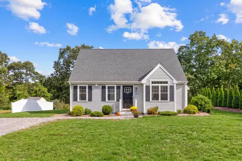 140 Broken Bow Ln, Teaticket, MA 02536