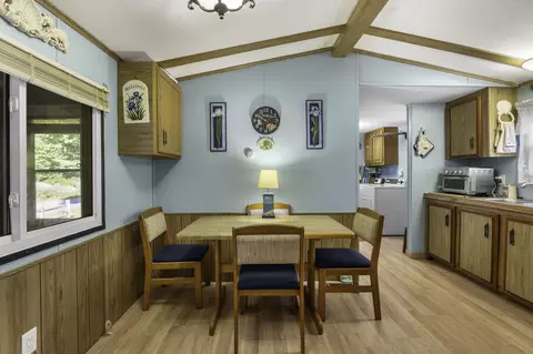Dining - 2 5th Ave #2, Bourne, MA 02532 photo 1 of 1