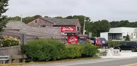 Exterior - 2 5th Ave #2, Bourne, MA 02532 photo 9 of 9