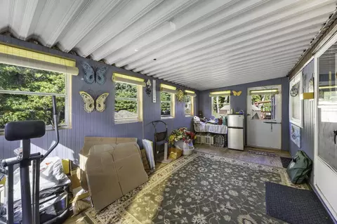 Entry Way - 2 5th Ave #2, Bourne, MA 02532 photo 1 of 2