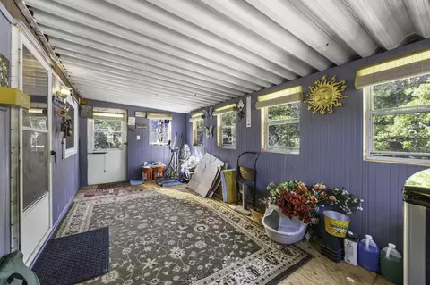 Exterior - 2 5th Ave #2, Bourne, MA 02532 photo 4 of 9