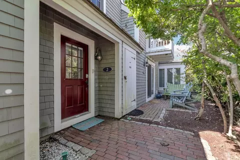 Exterior - 2 Cliffside Ln UNIT 2, Mashpee, MA 02649 photo 5 of 5