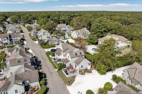 View/Area - 2 Cliffside Ln UNIT 2, Mashpee, MA 02649 photo 2 of 6