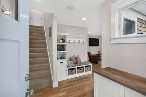Entry Way - 70 Field Rd, Eastham, MA 02642 photo 2 of 2