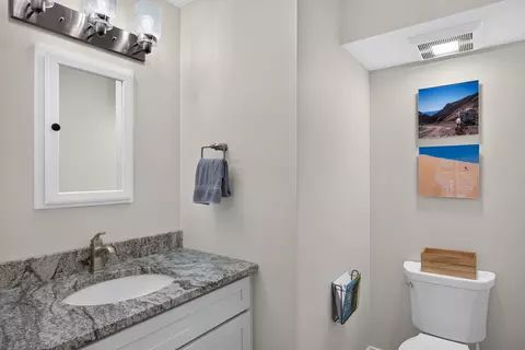 Bath - 70 Field Rd, Eastham, MA 02642 photo 3 of 5