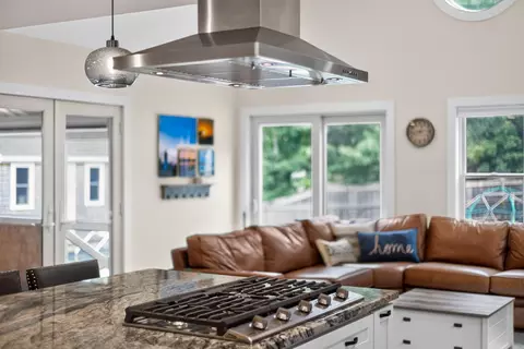 Kitchen - 70 Field Rd, Eastham, MA 02642 photo 4 of 6
