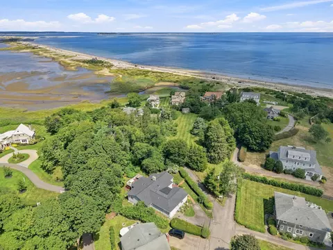 16 Manters Pt, Plymouth, MA 02360