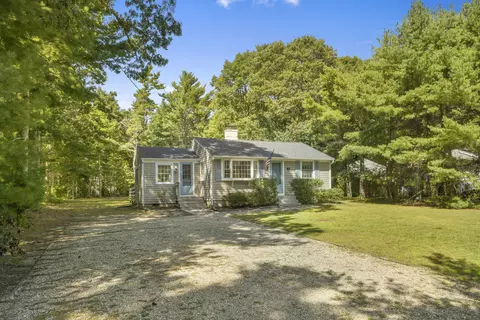 236 Poponessett Rd, Cotuit, MA 02635