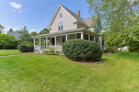 378 Route 6a, Yarmouth Port, MA 02675