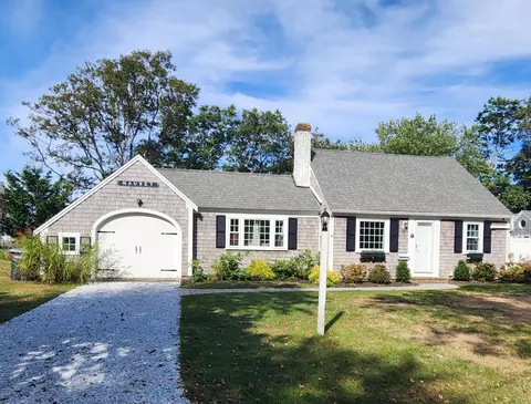 29 Winchester Ave #29, West Yarmouth, MA 02673