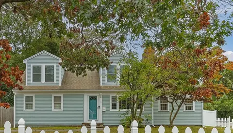 3 Jupiter Ln, South Yarmouth, MA 02664