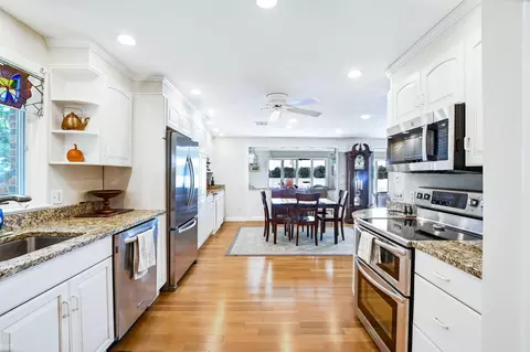 Kitchen - 188 Annable Point Rd, Centerville, MA 02632 photo 1 of 4