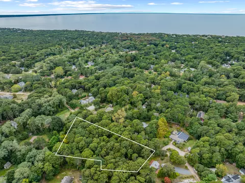 140 Philips Ln, Eastham, MA 02642