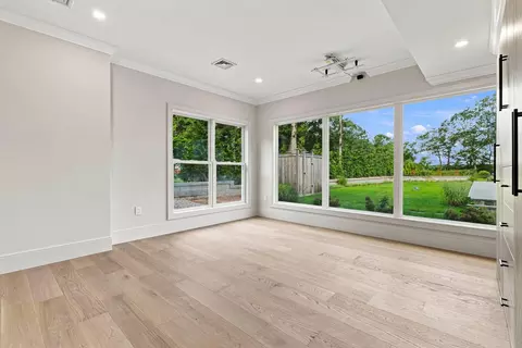 Living - 26 Wheeler Rd, Mashpee, MA 02649 photo 11 of 11