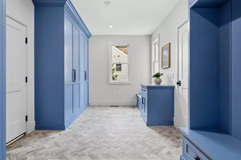 Entry Way - 26 Wheeler Rd, Mashpee, MA 02649 photo 4 of 4
