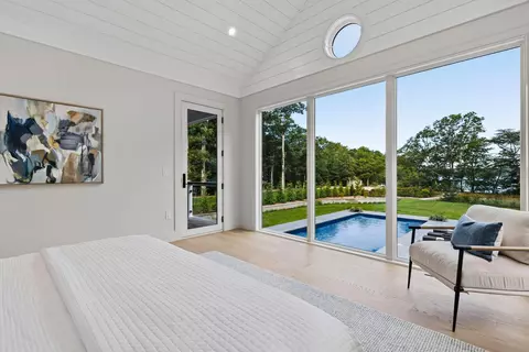 Bedroom - 26 Wheeler Rd, Mashpee, MA 02649 photo 2 of 3